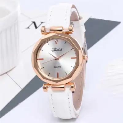 Fashion Women Casual Quartz Wristwatch with Plastic Case and PU Strap