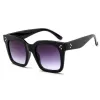 Black Gradient Grey