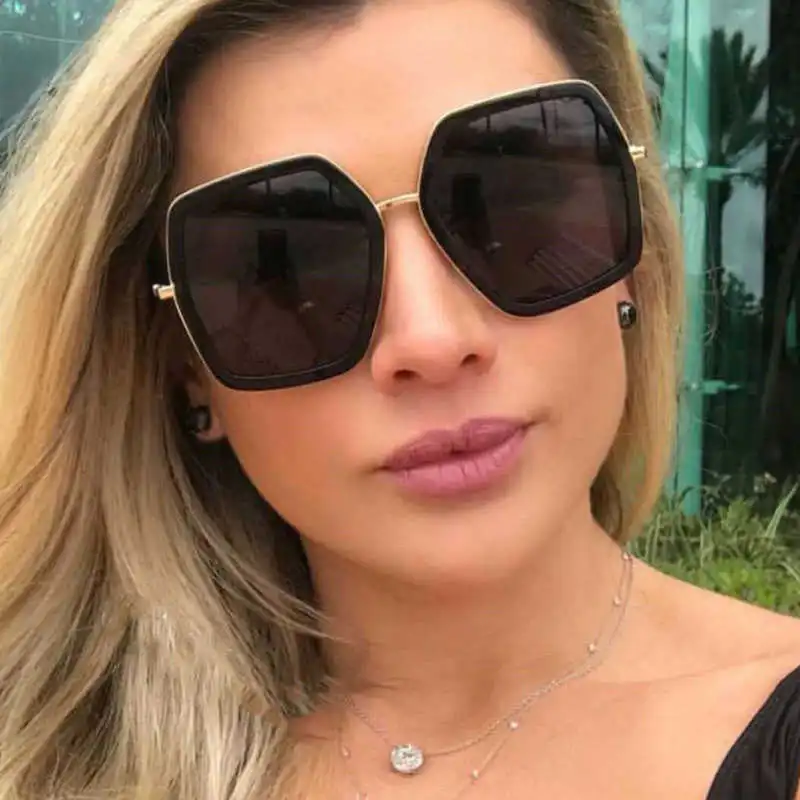 Fashion Square Frame Metal Sunglasses for Men Women