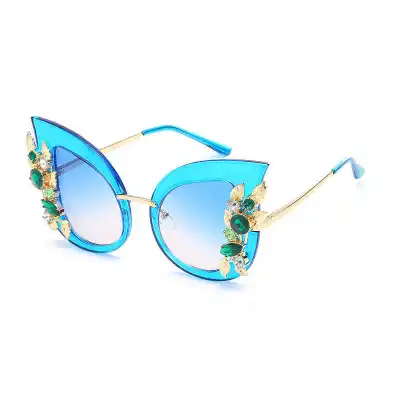 Fashion Transparent Frame Rhinestone Decor Cat Eye Women Sunglasses