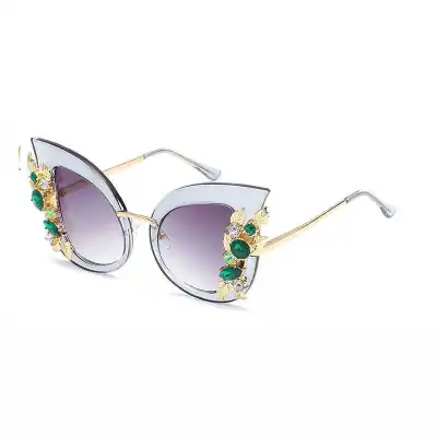 Fashion Transparent Frame Rhinestone Decor Cat Eye Women Sunglasses