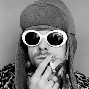 Round Retro Sunglasses for Men Women Fashion Resin Lens Plastic Frame