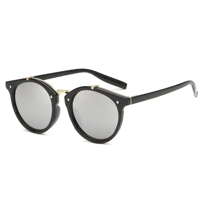 Women Vintage Round Rivet Gradient Elegant Classic Sunglasses