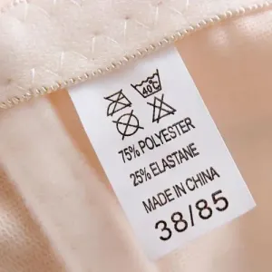 Etiquetas de tela con logotipo personalizado para ropa