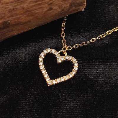 Chic Rhinestone Hollow Heart Pendant Steel Chain Necklace