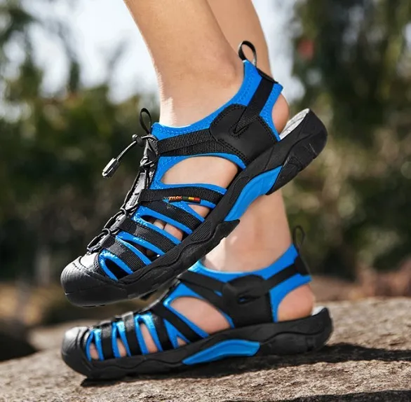 Men Fashion Color Matching Hollow Breathable Large Size Sandals