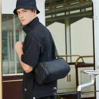 Men Fashion Large Capacity Zipper Sport Crossbody Bag