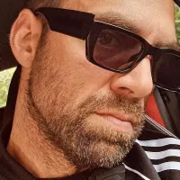 Men'S And Women'S Fashion Casual Personality Square Frame Full Frame Wide Leg Letter Sunglasses